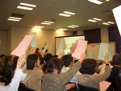 座談会○×判定LS大見本市3.jpg